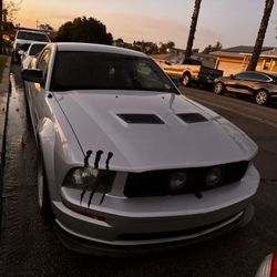 2006 Ford Mustang