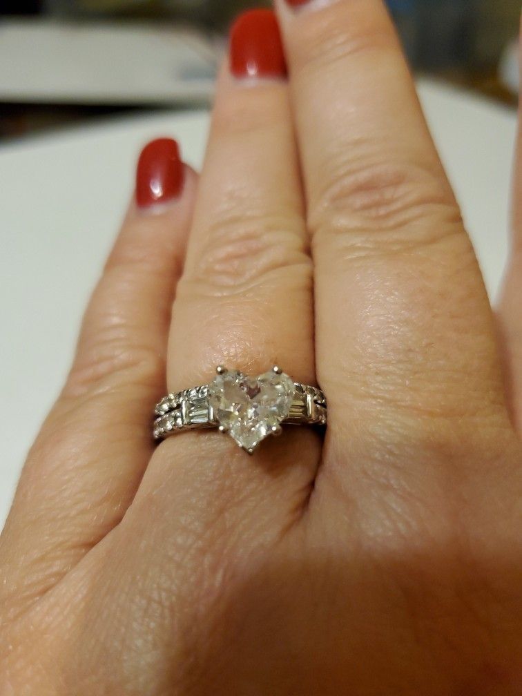 Diamond Engagement RING 