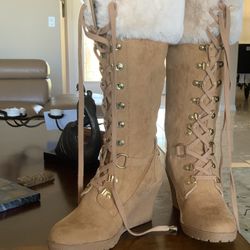 Guess Furlise boots Sz. 6M New