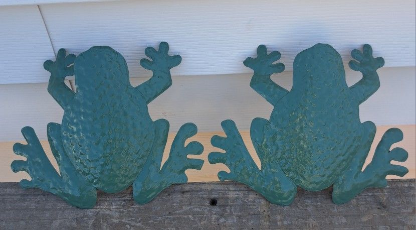 Pair Metal Frogs Wall Hanging, Patio Yard Art Decor 