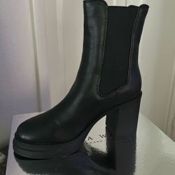 Black Ankles Boots