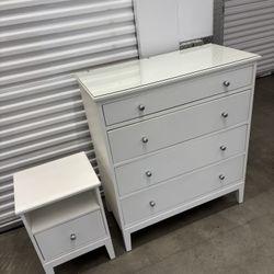 Dressers Set