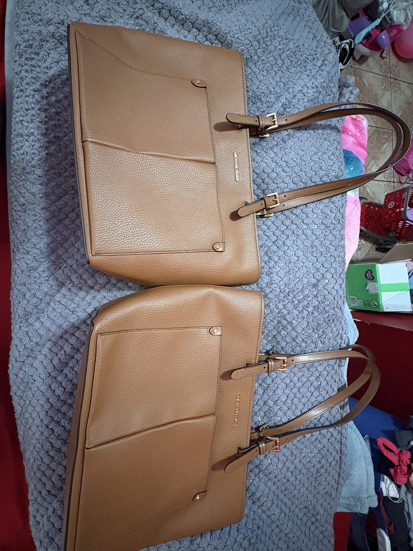 Michael Kors md dbl pocket tote
