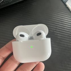 Brand new AirPods i have never used them