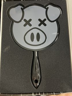 JEFFREE STAR MIRROR