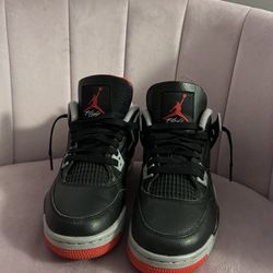 Jordan 4s Size 5 Kids 