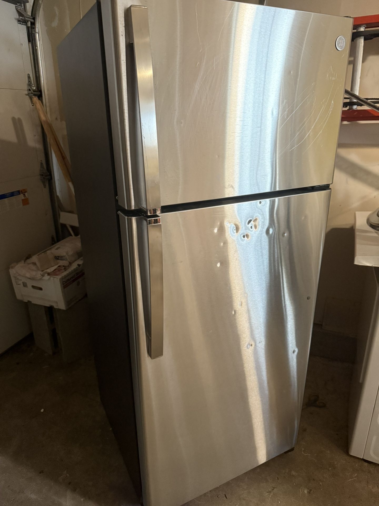 GE refrigerator - stainless steel