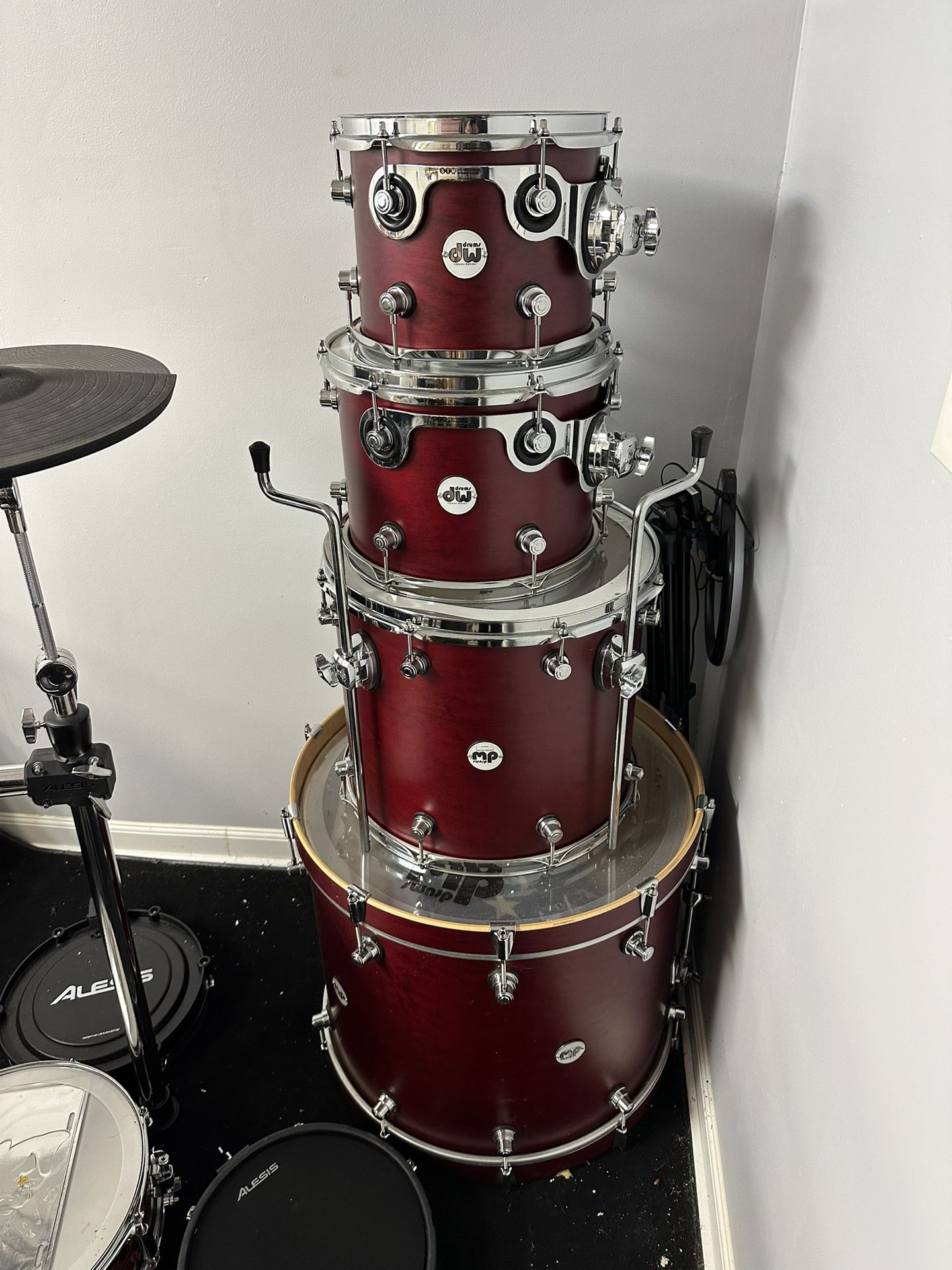 Dw Designer Series Kit W/ Cymbals