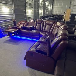 Power Reclining Sectional Couch- NEW