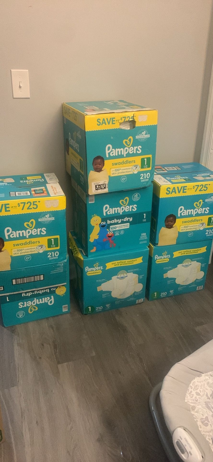 1450 Pampers 250$