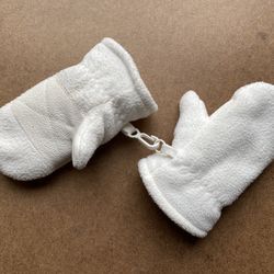Cream Toddler Fleece Mittens 