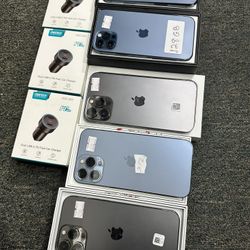 IPHONE 7. UNLOCKED SPECIAL 