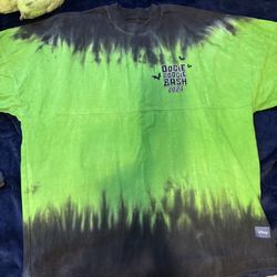New Disneyland 2024 Oogie Boogie Bash Spirit Jersey Sz Small 💚 Long Sleeve