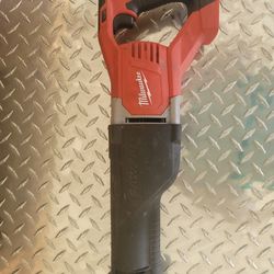 Milwaukee M18 Sawzall