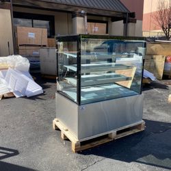 48 Bakery refrigerator Refrigerated Display Case