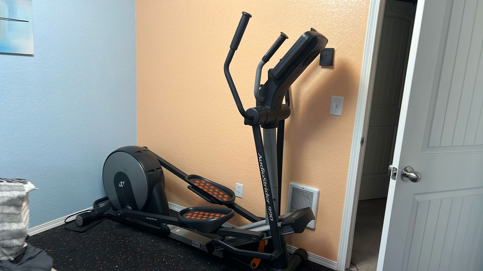 Nordictrack Elliptical Audio Stride 990 Power Ramp