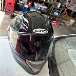 Motorcycle helmet 