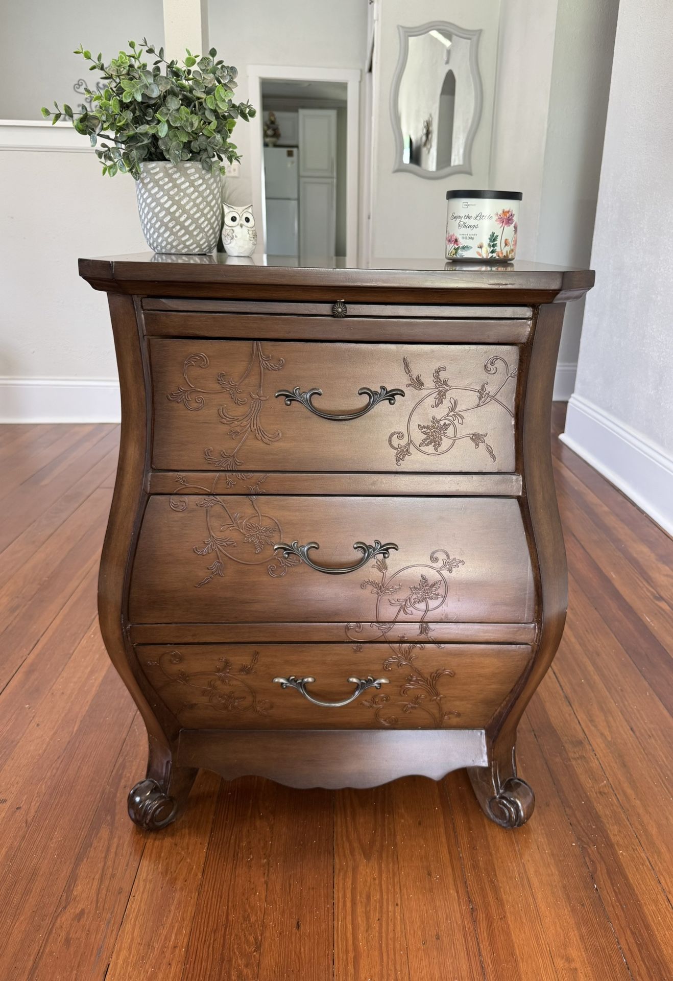 Bombay Style Side Table