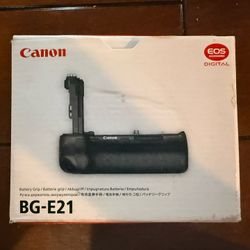 BG-E21 Canon Vertical Grip