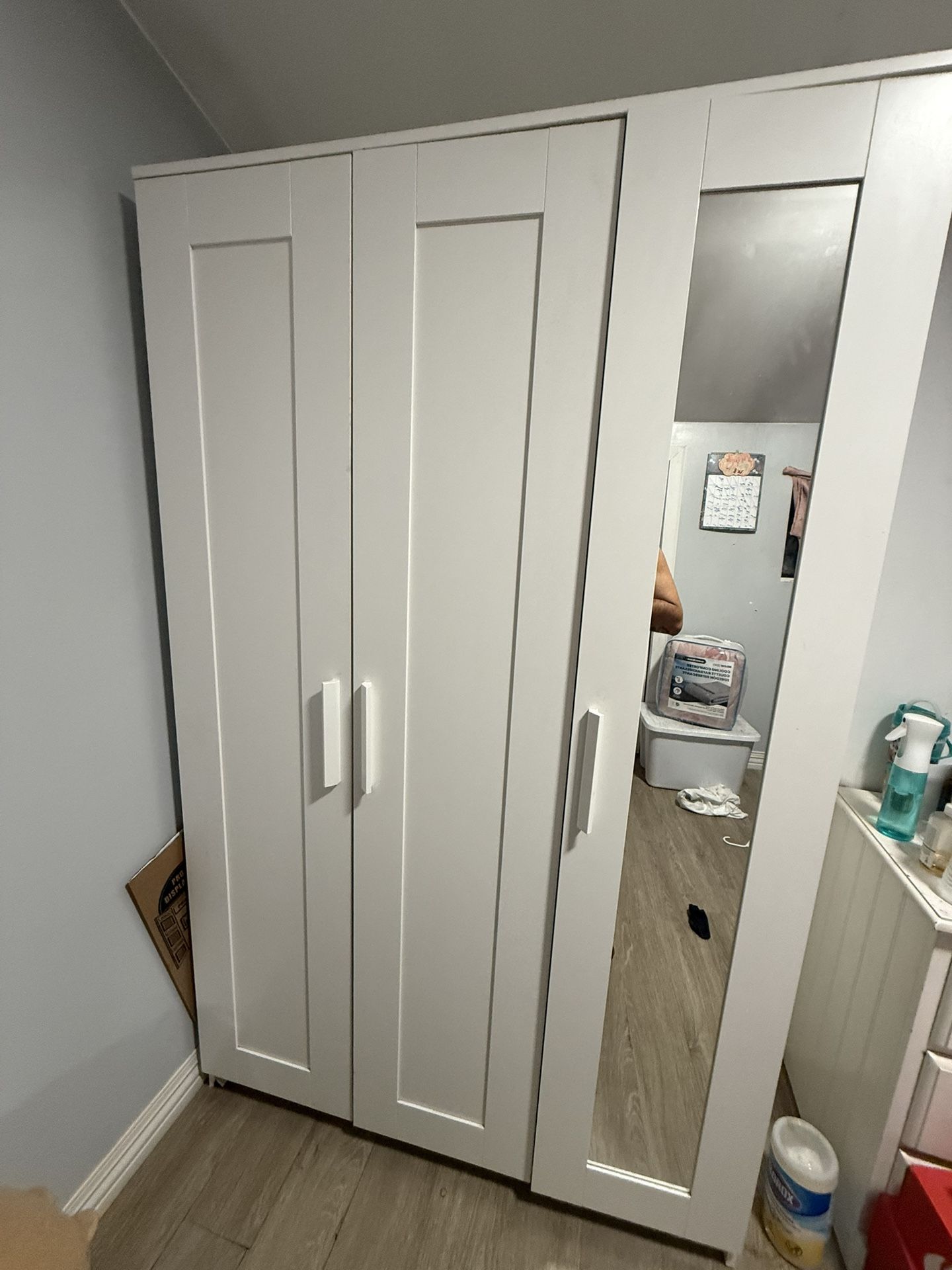 Closet With Mirror