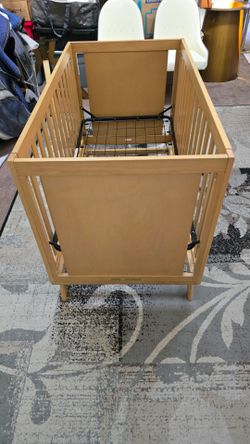 Million dollar baby crib