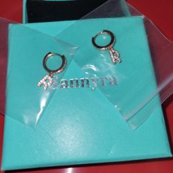 Fashion Jewelry / Costume Jewelry Sannyra Brand