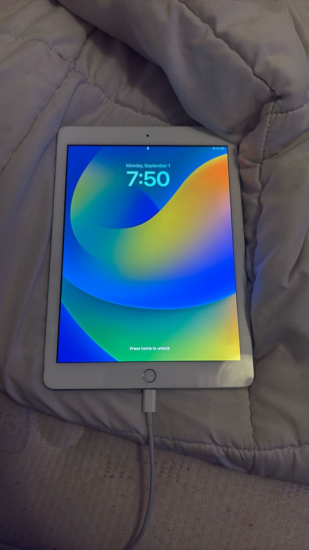 Apple iPad 5th Generation 