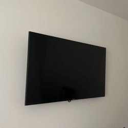 Samsung Flat Screen Smart TV