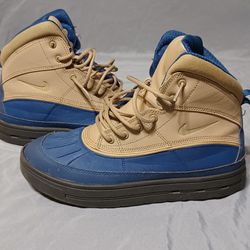 Womens Nike Boot