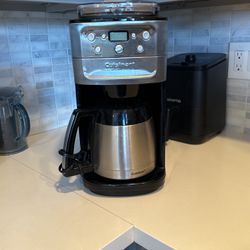 Cuisinart Coffee Maker And Grinder -  12 Cups 