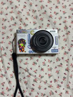 Digital camera