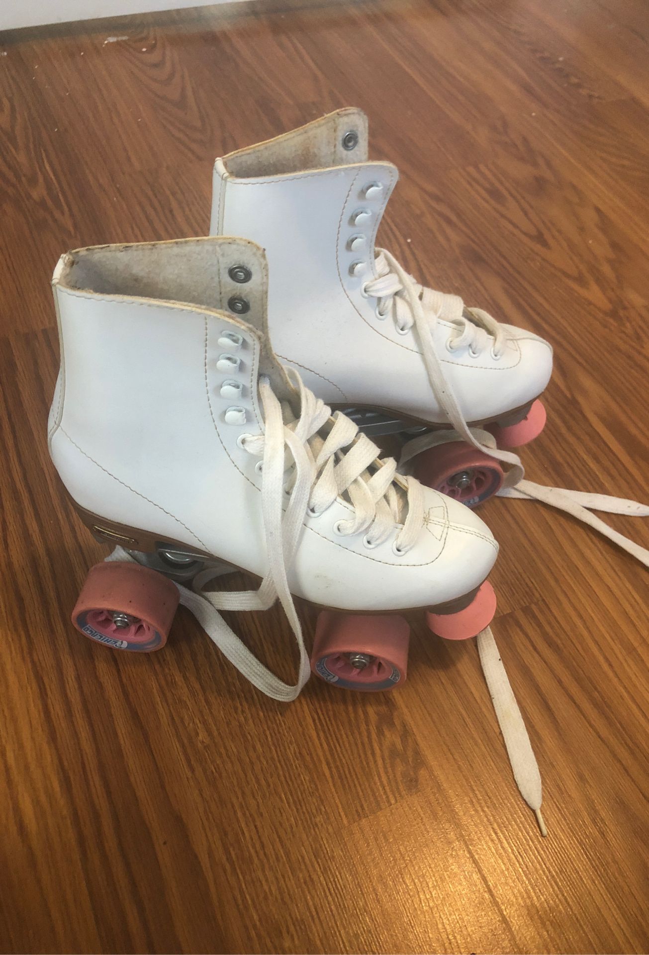 Roller skates size 7