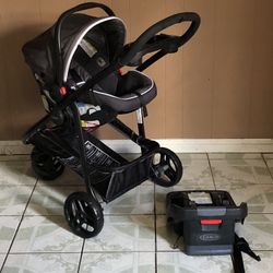 LIKE NEW GRACO CLICK CONNECT TRAVEL SYSTEM STROLLER CAR SEAT AND BASE!!!!!