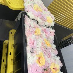 Party And Event Supplies 