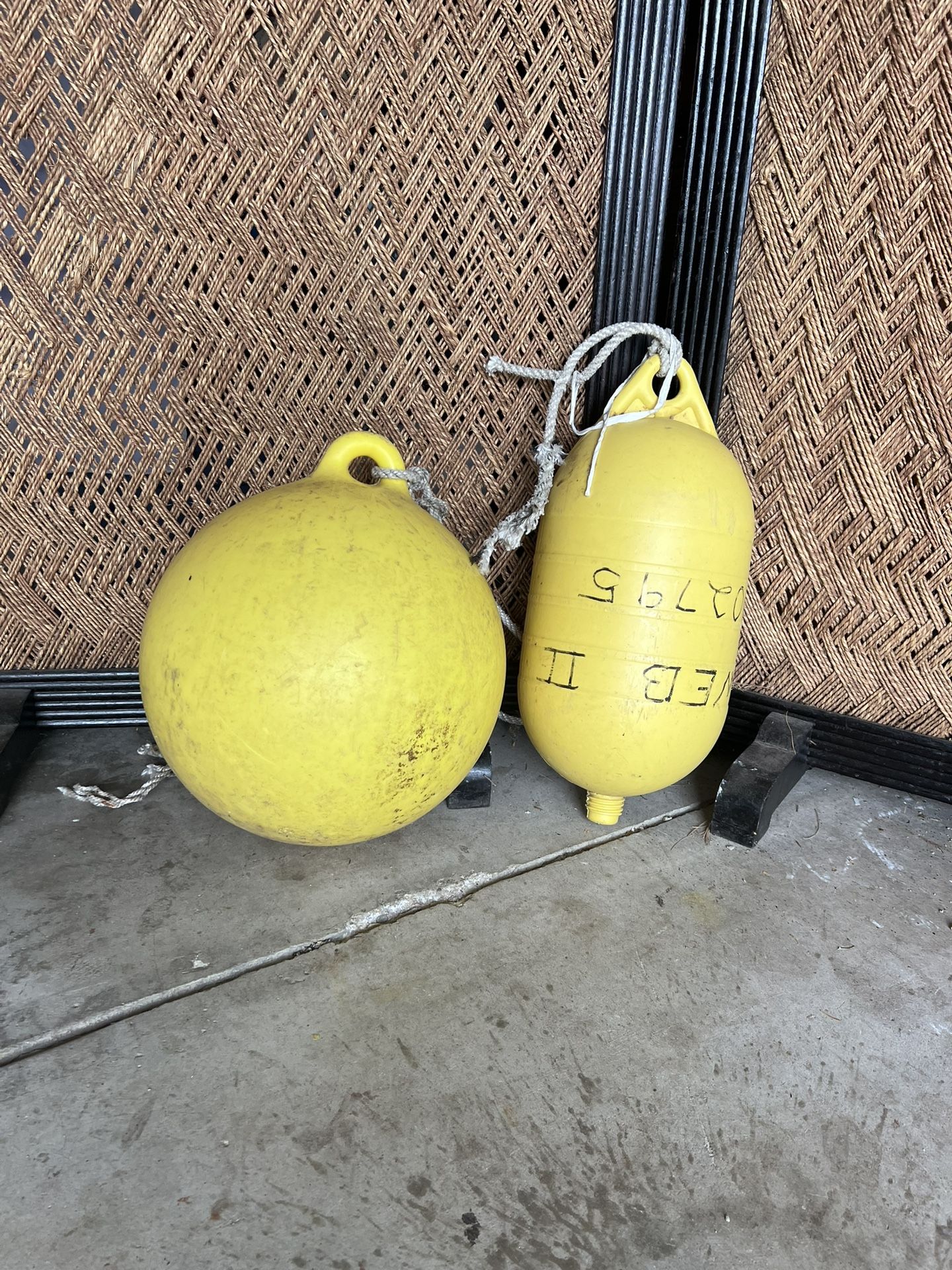 XL Boat Dock Bouys