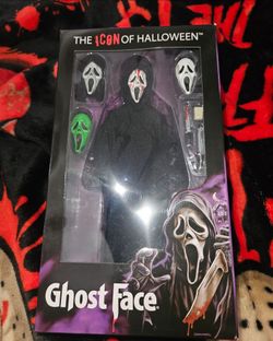 Neca Ghostface Figure