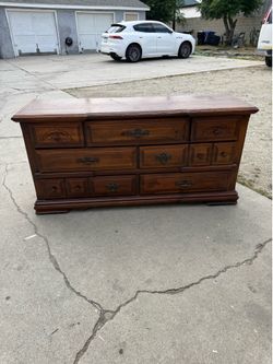 Free Dresser