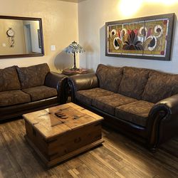  Couch/Loveseat 