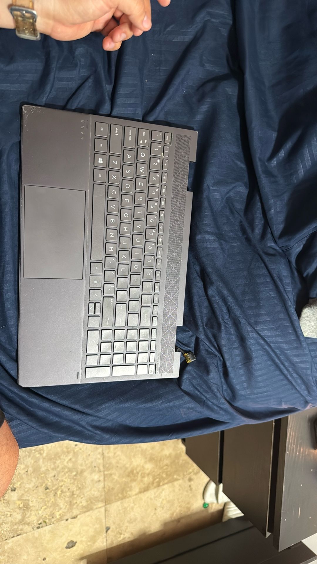 Portátil Hp envy x360 Convertible Model 15m-ee0013dx