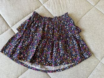 Girls Skirt - Size 6