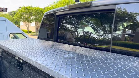 Nissan Titan Powered Rear Glass
