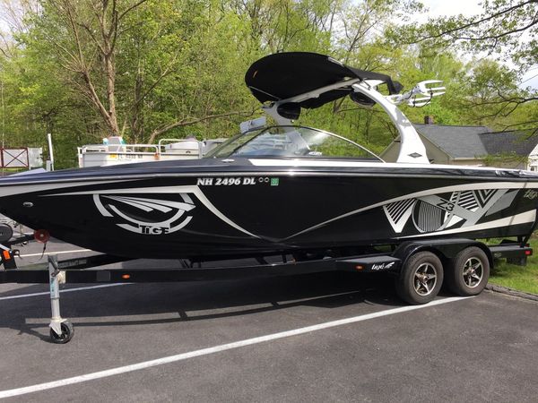 2013 tige z3 wakesurf boat - zr409