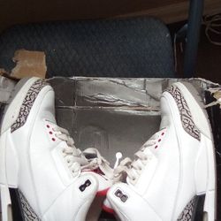 Air Jordan Retro 3 "Cement' 2011