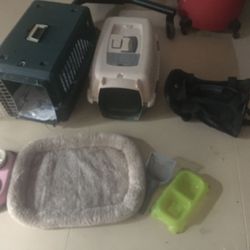 pet taxi/cage,bowls, pet bed, dog bowls, etc
