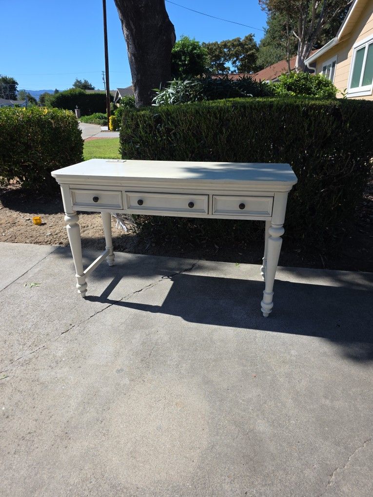 Desk 48" With Power And USB Ports