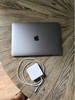 2022 MacBook Pro M2 Model