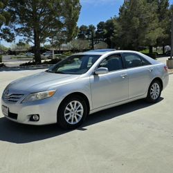 2010 Toyota Camry XLE 
