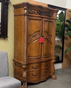 Michael Armini Armoire