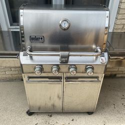 Webber Summit Propane Grill   
