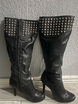 Brand New Women’s Black Boots
